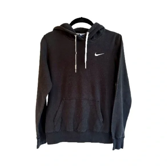 NIKE, BOYS BLACK HOODIE. LIGHTWEIGHT. LIKE NEW CONDITION. SIZE S