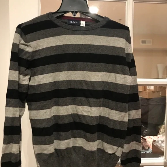 Children’s place sweater