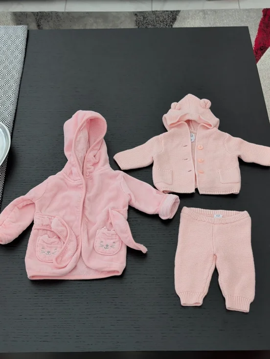 3 Piece Baby Girl 3M Lot Baby Gap Knit Sweater Pants Set Carter's Terry Robe