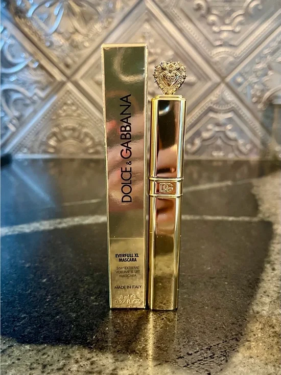 Dolce & Gabbana Everfull XL Extreme Volume and Lift Mascara- Total Black