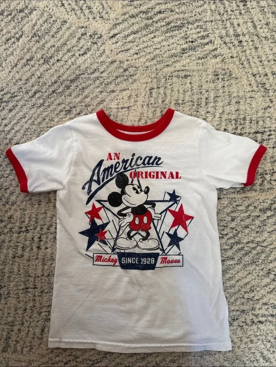 Disney Mickey Mouse T-shirt Size 5/6