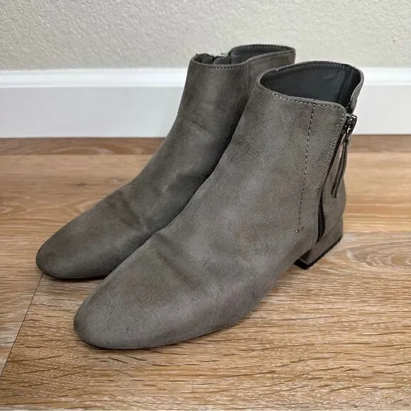 Zara Basic Collection Gray Suede Ankle Boots, Size 5