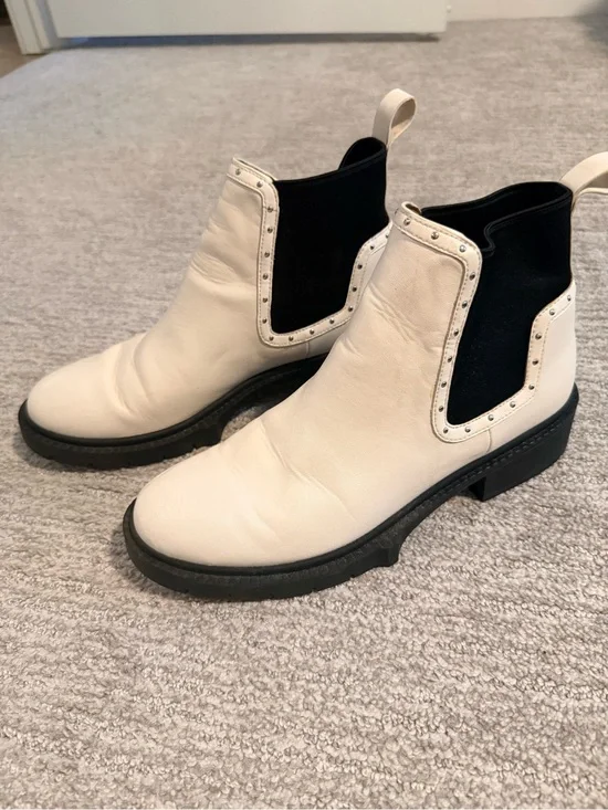 Coach White Leather Chelsea Booties with Black Elastic Panels
