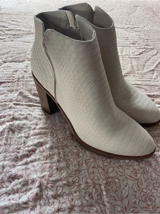 Altar'd State Cream Textured Ankle Booties with Block Heel