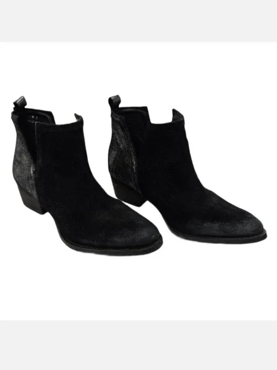 Diba True Stop By Ankle Boots in Suede and Leather