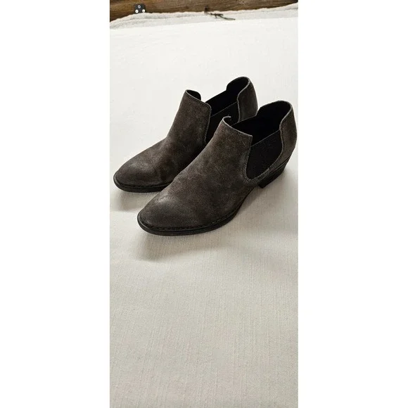Born Kerri Womens Distressed Brown Suede Ankle Boots Booties F52142 Size 7M