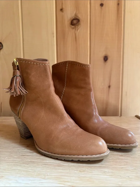 Stuart Weitzman Tan Leather Tassel Ankle Booties