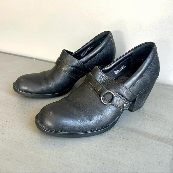 Born Leather Ankle Block Heel Slip On Boots Booties Women Sz 9 Black Strap Moto