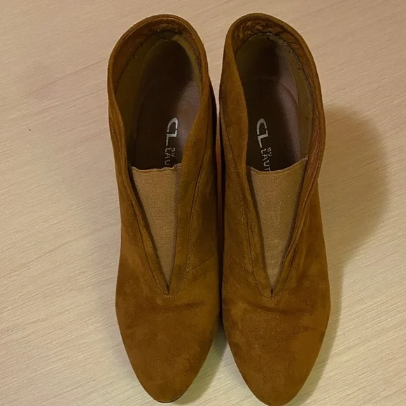 Women's Tan Suede Size 7.5 Ankle Boots Career Office Collegiate