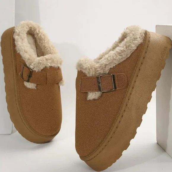 Cozy Tan Fur-Lined Slip-On Ankle Boots Size 8