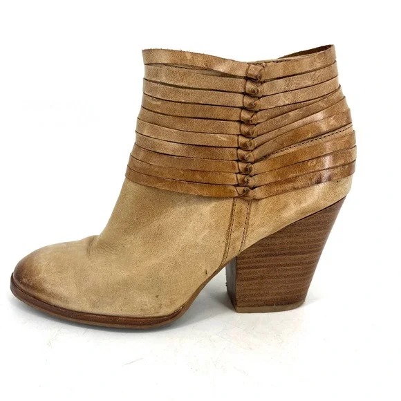 Isola Lander‎ Women's 8.5 Tan Leather Heel Ankle Booties Side Zip Strappy