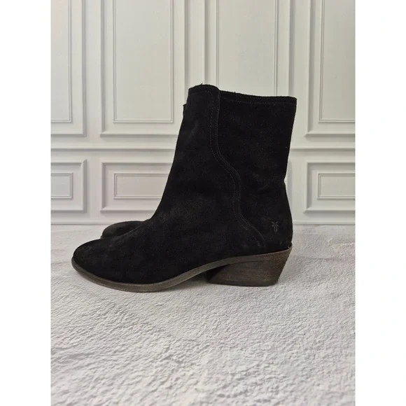 Frye Womens Size 9 M Suede Leather Farrah Wave Short Bootie Black Pull On