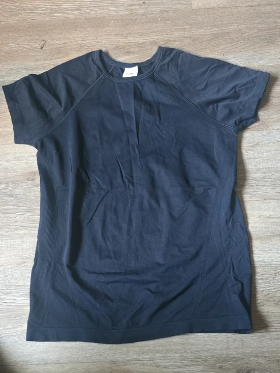 Athleta Girl Black Crewneck Athletic Top