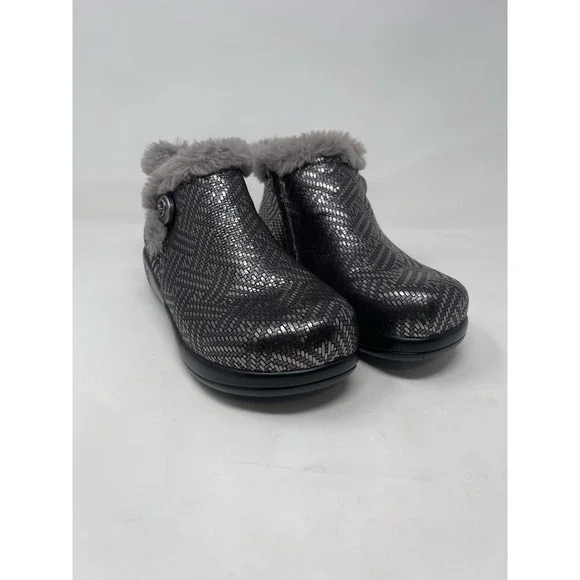 Alegria Womens Ankle Boots 8/8.5 Eu 38W Faux Fur Lined MER532 Silver Leather