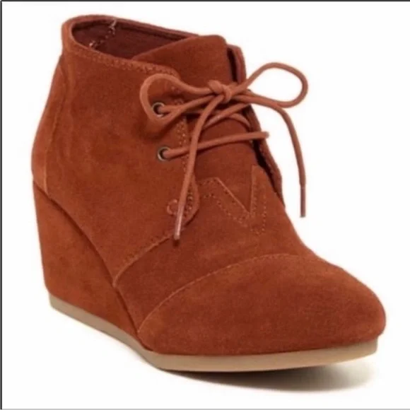 Toms suede desert wedge shoes booties 7.5