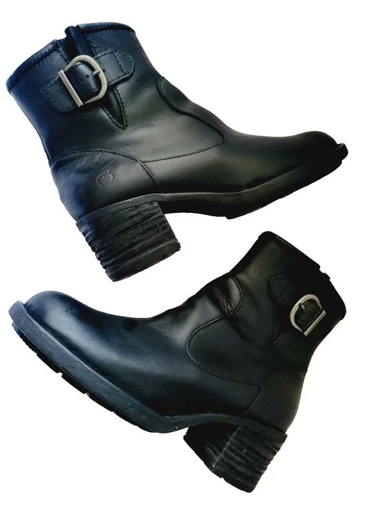 Born Kati Black Leather Moto Ankle Boots Side Zip Buckle Size 8M