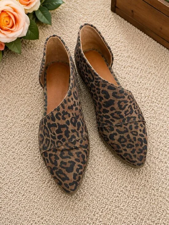 Universal Thread Leopard Print Ankle Booties Size 8 Block Heel