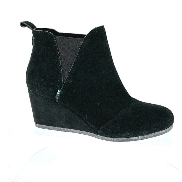 TOMS Size 9 Black Suede Wedge Ankle‎ Booties Round Toe Pull On Boots Leila