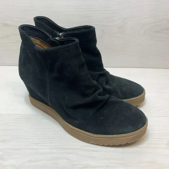 Sofft Siri Wedge Boots Womens Size 10M Black Suede Side Zip Round Toe Waterproof