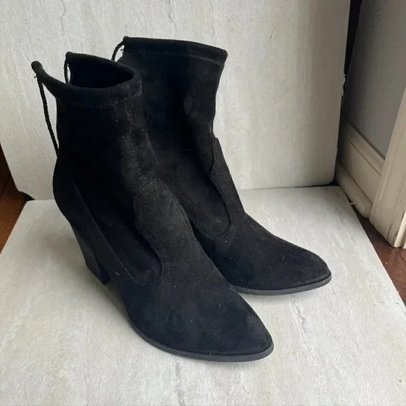 ** Dolce Vita Faux Suede Western Sock Block Heel Bootie Black Size 10