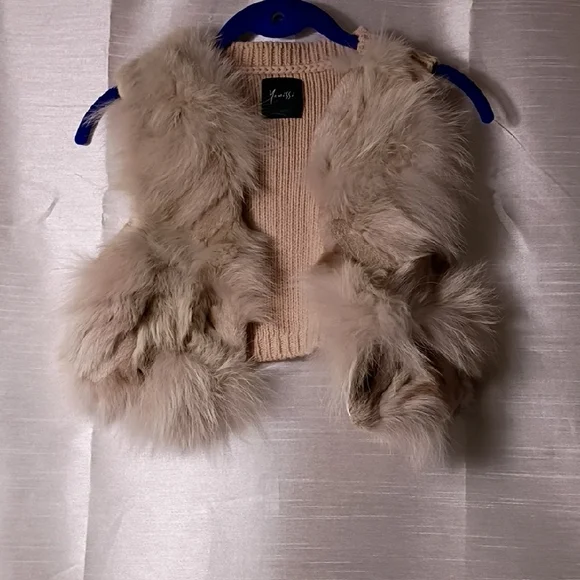 Yenissi Little girl Faux Fur Vest in Cream Size S‎ 10-12