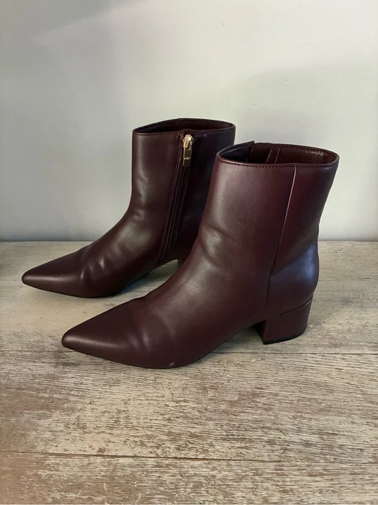 Marc‎ Fisher Deep Purple Mahogany Pointed Toe Boots Size 6.5