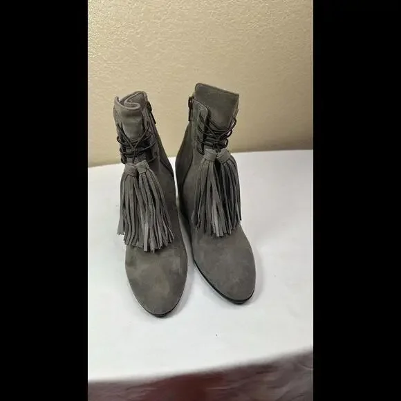 Sesto Meucci Women’s Tassel Suede Ankles Boots Gray Size 6M‎