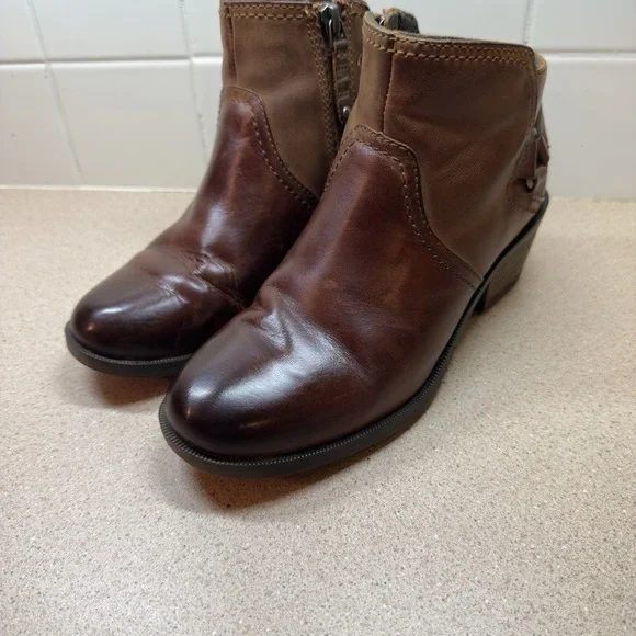 Teva Women's Foxy Ankle brown leather Boots waterproof Size‎ US 6 EU 37 EUC