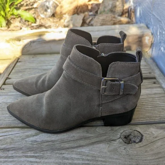 Marc Fisher Suede Buckle Ankle Boots/Booties Women's‎ Size 6
