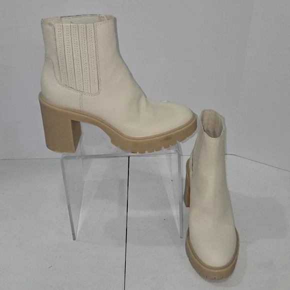 Dolce Vita Ivory Cream HUEY Chelsea Boots Lug Sole Chunky Heel Womens Size 10