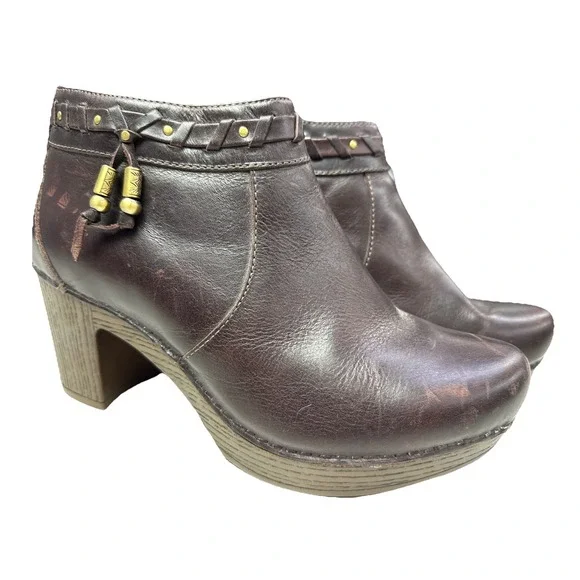 Dansko Brown Leather Dabney Ankle‎ Boots Sz 40 US 9 Heeled Tassel Side Zip 3g