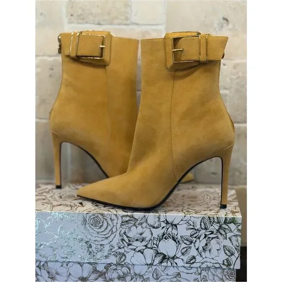 NEW BALMAIN Ocher suede boots $1500