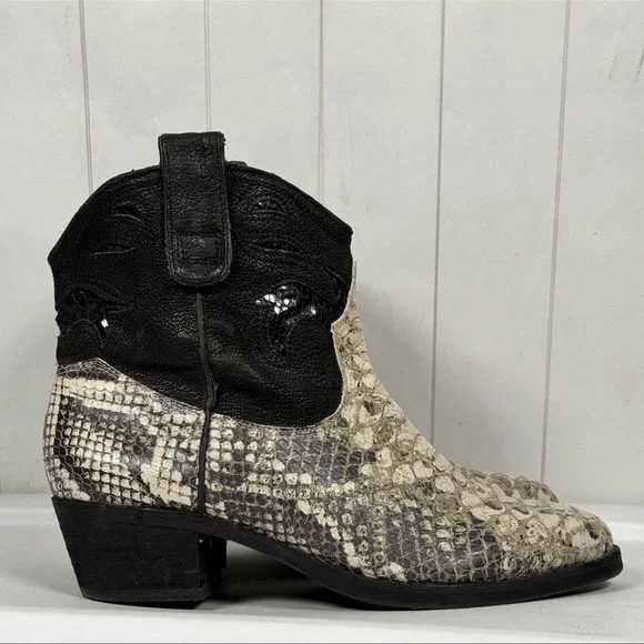 Sam Edelman Snakeskin Print Ankle Boots‎ Western Cowgirl Boho Rodeo Concert 6.5M