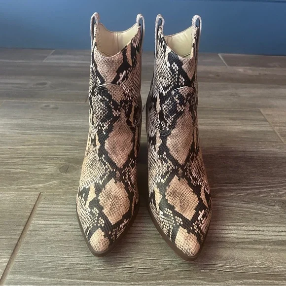 Gibson‎ Latimer Snake Skin Booties, Women’s 9.5