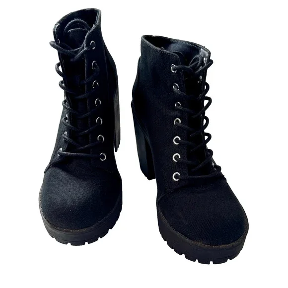 H&M Divided Platform Combat Boots Lace Up Lug Sole Women 7 Black