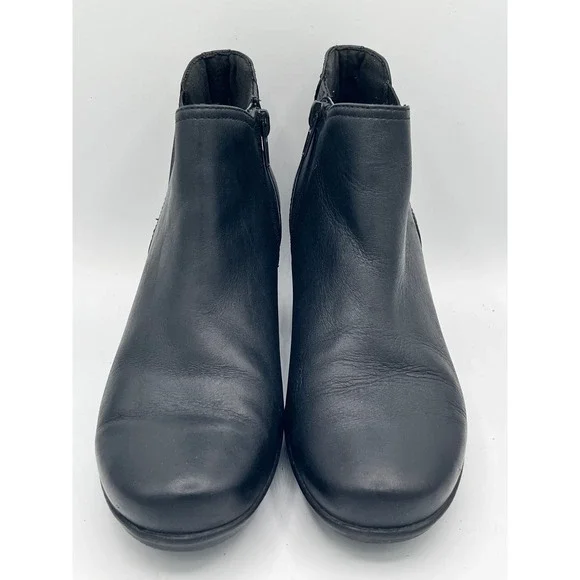 Clarks Women Black Leather Ankle Boots Block Heel Side Zip Booties Size 6.5M