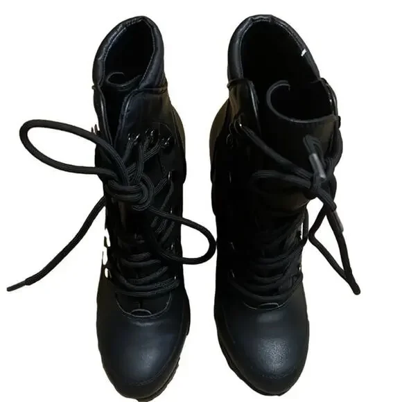 DKNY LENNI LACE UP BOOTS‎ SIZE 8 1/2 M