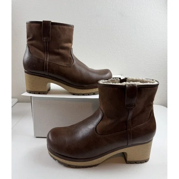 Universal Thread Brown Suede Faux Leather Sherpa Lined Fawn Clog Boots Size 9