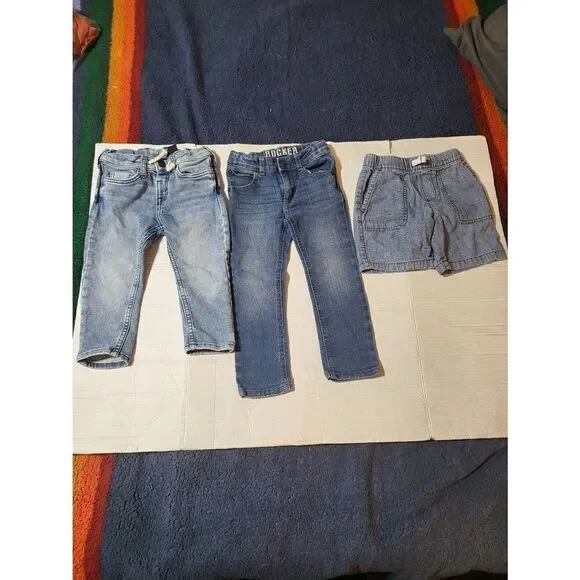 Carter's 3piece Denim Jeans And Short Size 2t And 3t boys clothes