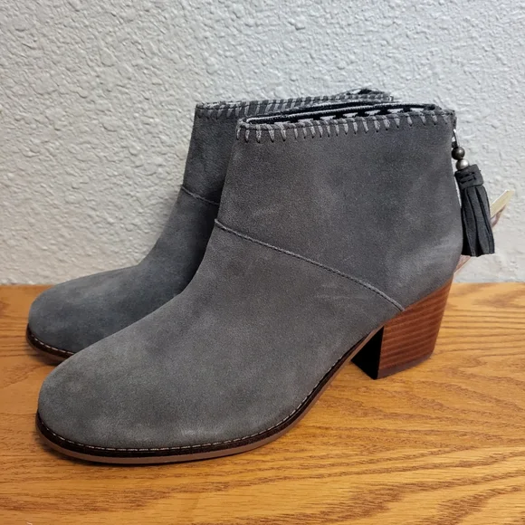 NWT Toms Gray Heeled Booties Size 8