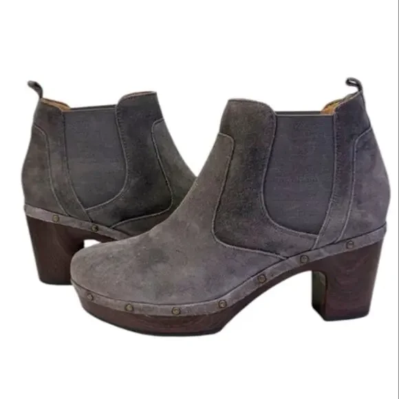 Clarks Ledella Booties Size 11M  EUC   S3774