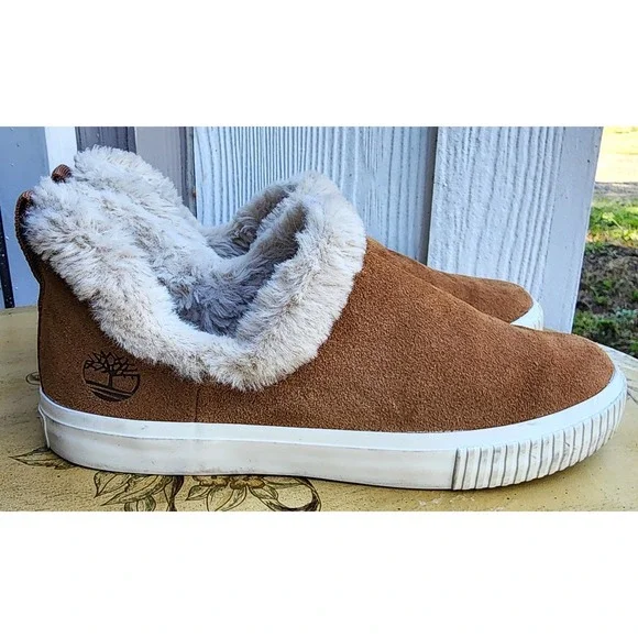 Timberland Sz 7.5 Brown Suede Skyla Sneaker Boots Slip On Faux Fur Trim Cozy