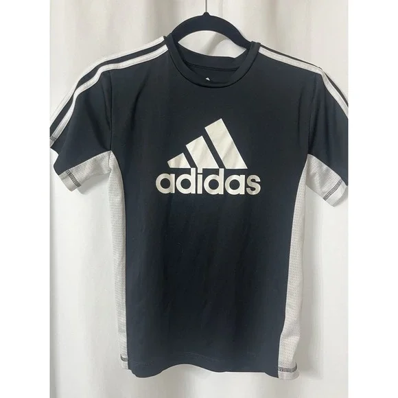 Boy's,‎ Size Small 8 black/white, Adidas shirt. D66