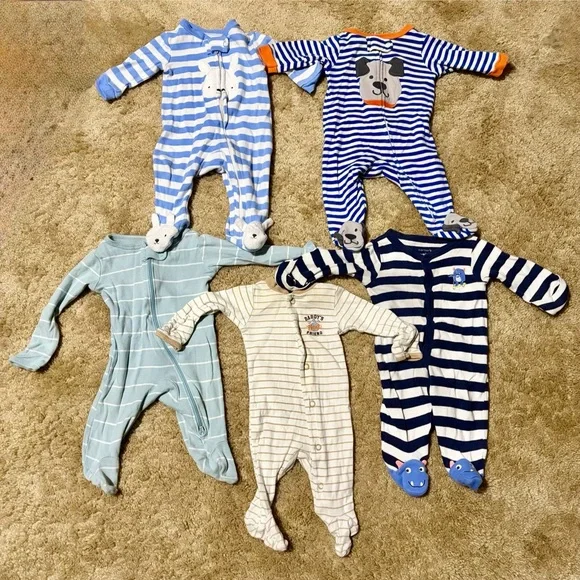 Lot of 5 Newborn Sleepers