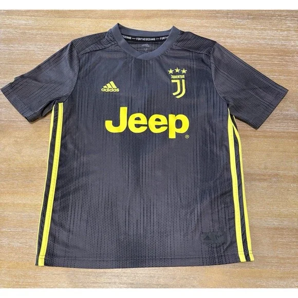 adidas Juventus FC #7 Ronaldo 2018-2019 Boys Size 26 Youth Medium