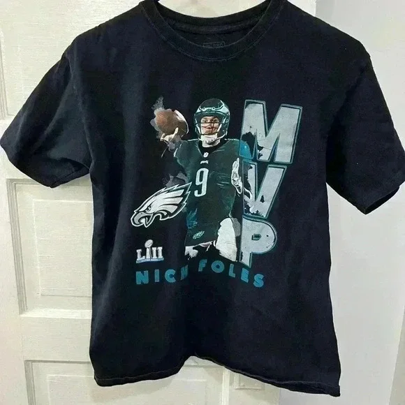 Eagles‎ T-shirt, from fanatics youth extra-large
