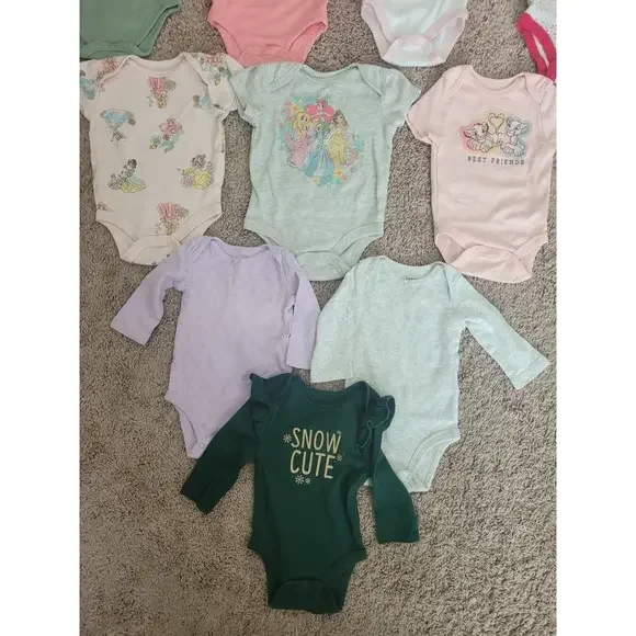 Lot of 10 Baby Girl Bodysuits 0-3‎ months