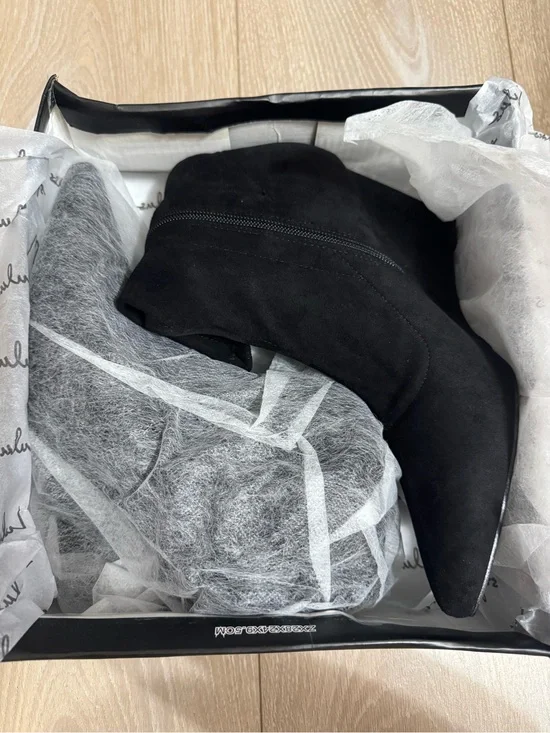 Lulus Saxton Black Suede Wedge Heel Sock Boots size 7