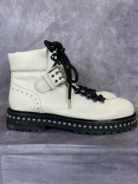 Lola Cruz Patent Leather Off White/ Ivory  Moto Ankle Boots Size 38 US 7.5-8
