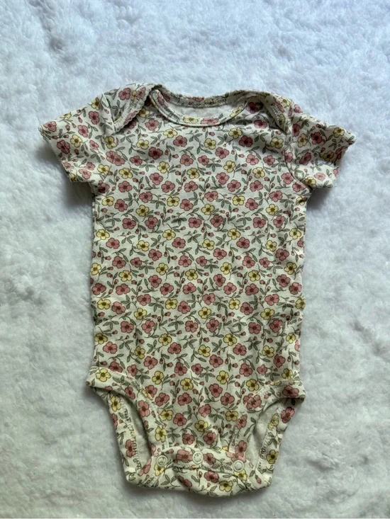 Floral Print Short-Sleeve Baby One-Piece - Pink & Yellow